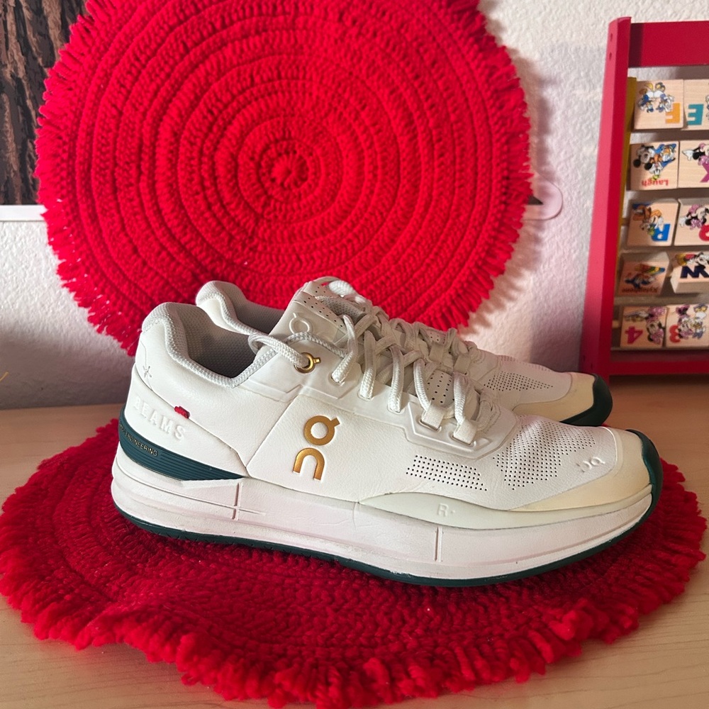On Running White and Green Sneakers with CloudTec Cushioning - Picture 6 of 9
